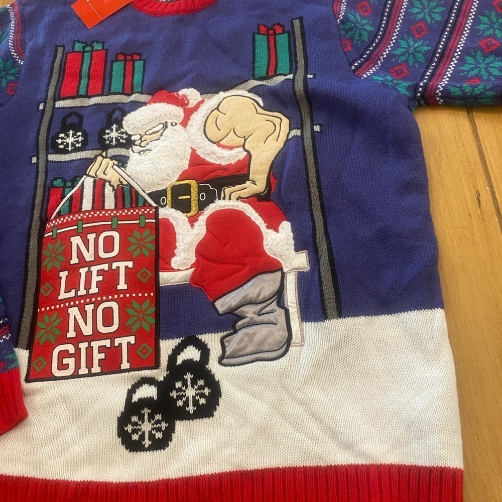 Men’s Christmas Sweater Beer Holding Ugly Christmas Sweater New size large - Picture 9 of 12